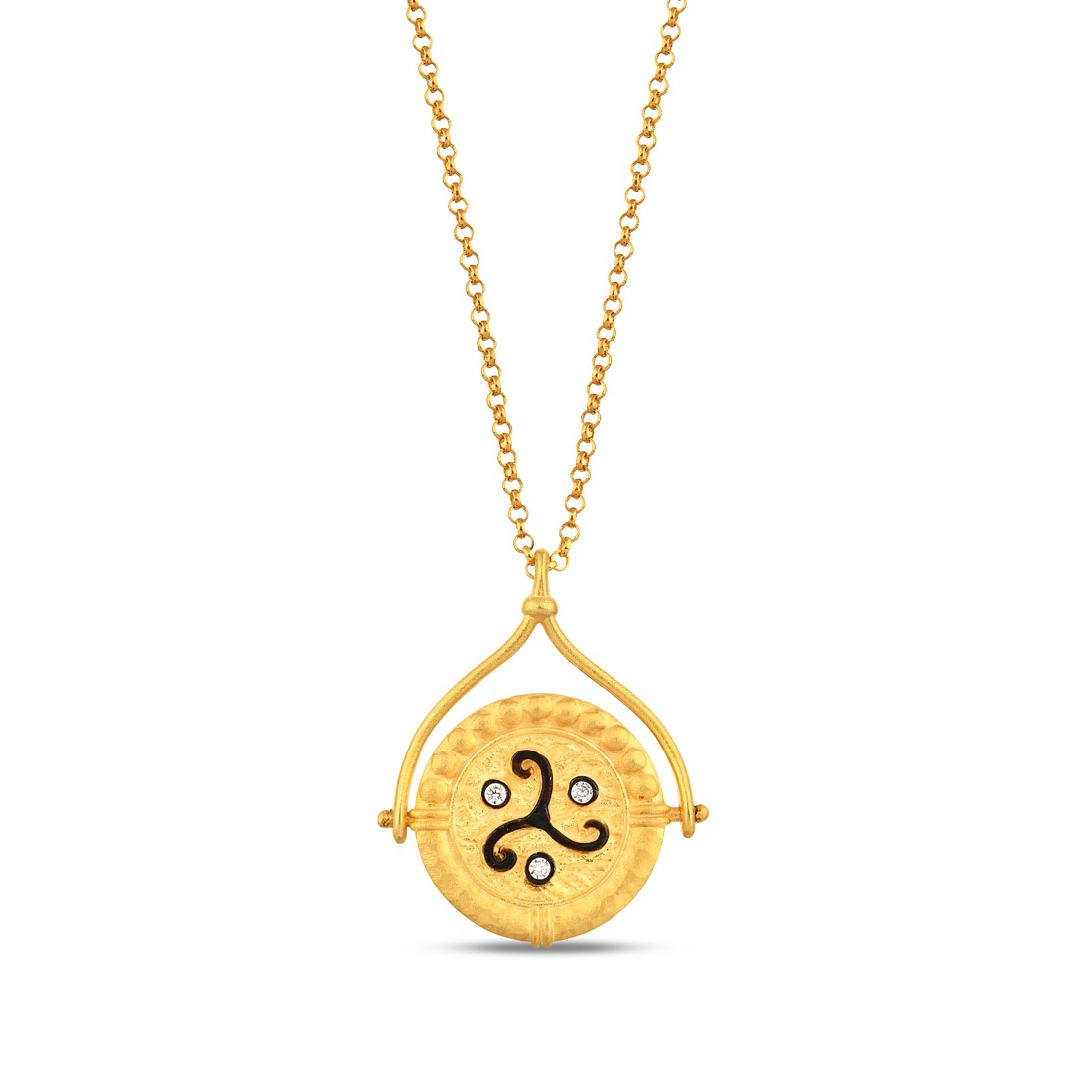 Triskelion Madalyon Kolye